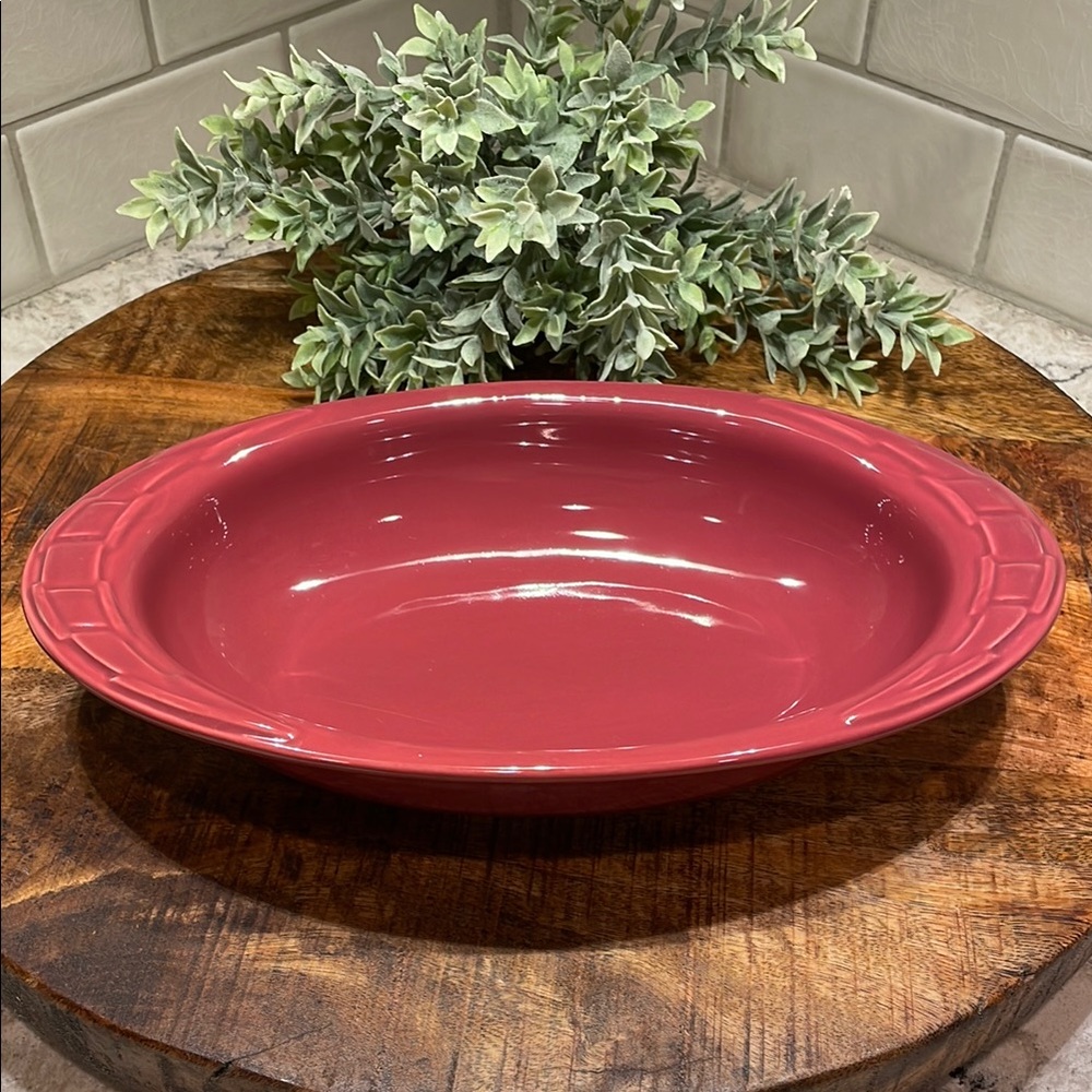 Longaberger Woven Traditions 11 inch Oval Vegetable Bowl in Color Paprika